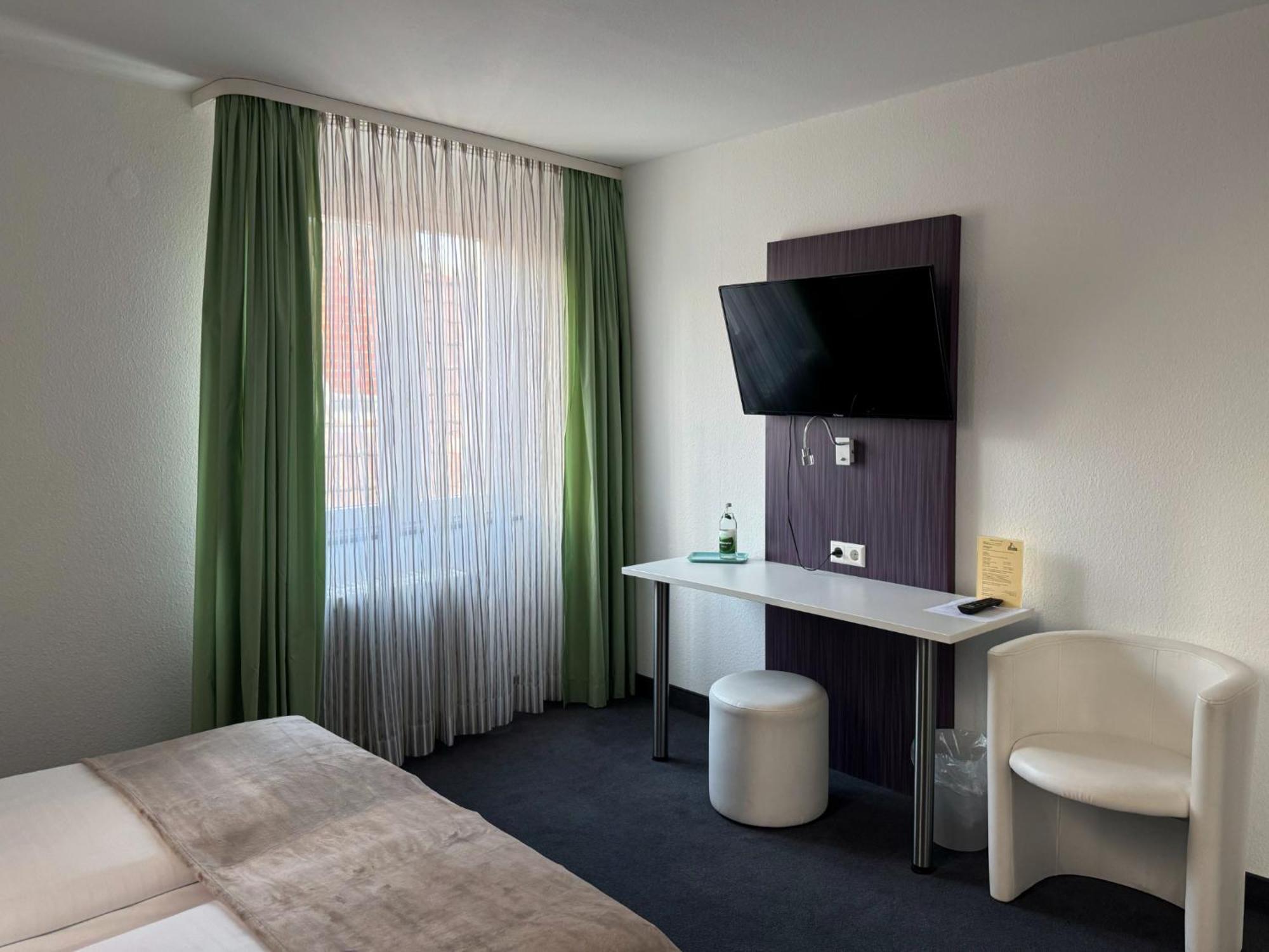 Eisberg Hotel Schwanen Lahr  Eksteriør billede